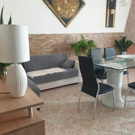Casa Vacanze Con Giardino E Area Barbecue Martis Exterior foto